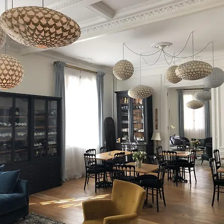 Sourire Boutique Particulier Frühstückspension