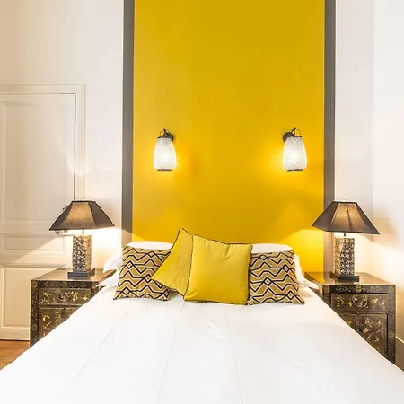 Sourire Boutique Particulier 4* Paris