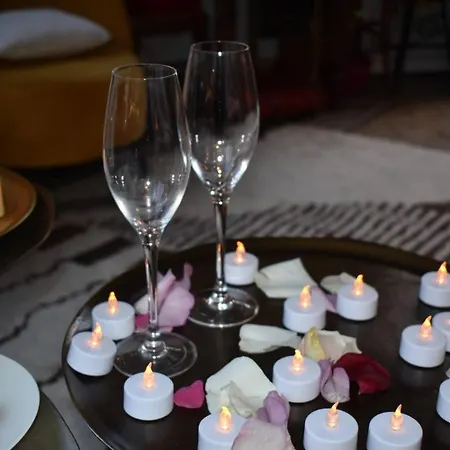 Sourire Boutique Particulier Bed and breakfast 4*