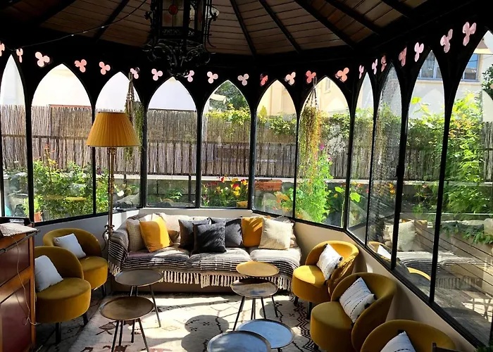 Sourire Boutique Particulier 4* Paris