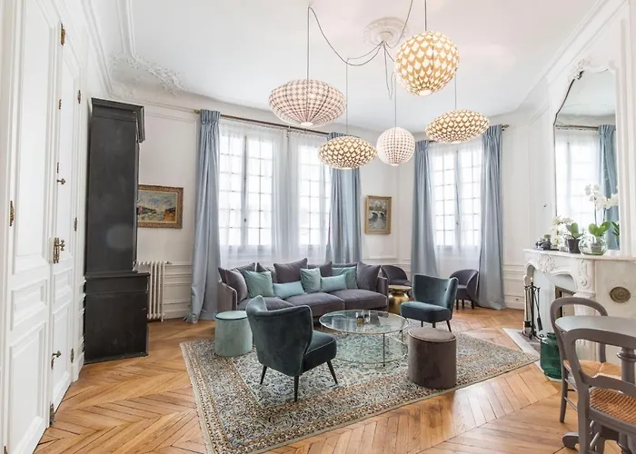 Sourire Boutique Particulier Couette-café 4*