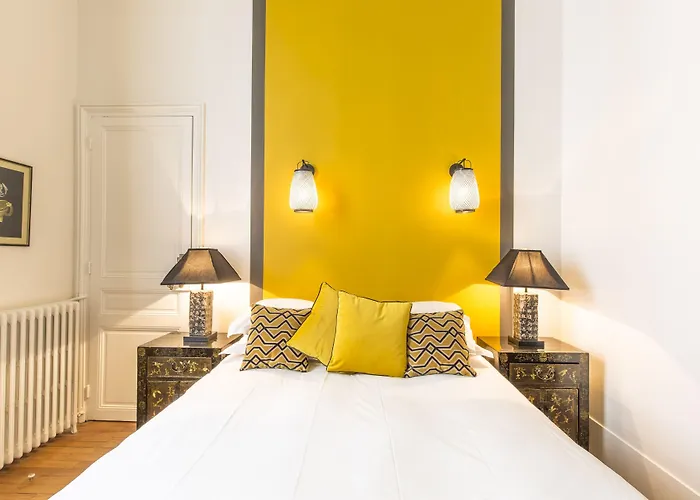 Sourire Boutique Particulier 4* Paris